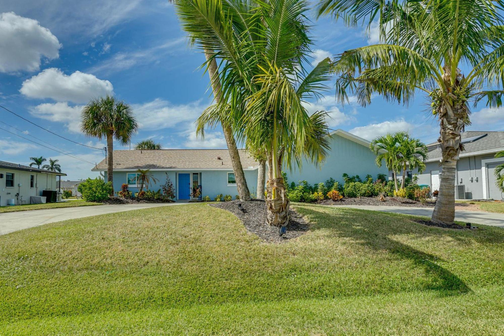 Beachy Cape Coral Home - Swim, Fish, Boat! 외부 사진